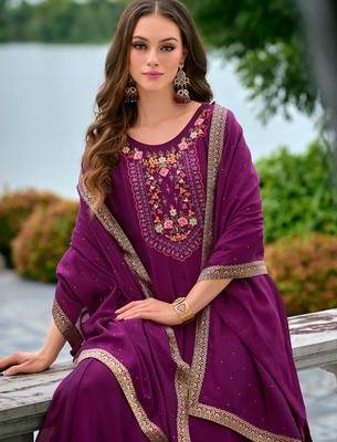 Floral embroidered silk v neck kurta trouser & dupatta set 2