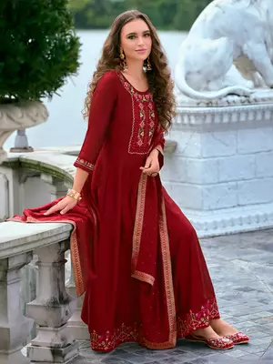 Floral embroidered silk v neck kurta trouser & dupatta set 4