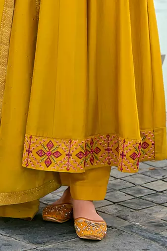 Floral embroidered silk v neck kurta trouser & dupatta set