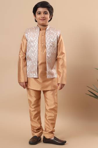Boys golden cotton silk kurta pyjama set with geometric jacquard jacket
