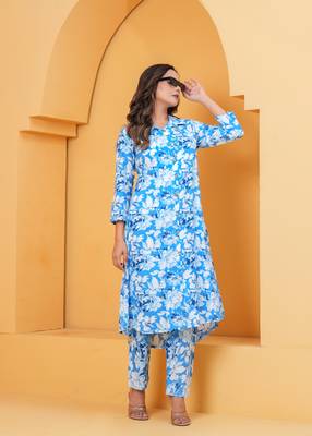 Women's rayon floral printed designer afghani pattern ethnic kurti with pant set  4