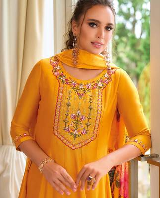 Floral embroidered silk round neck kurta trouser & dupatta set 2