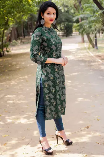 Women's rayon printed designer handprinted kurtis