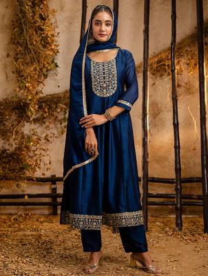 Floral embroidered silk round neck kurta trouser & dupatta set 1