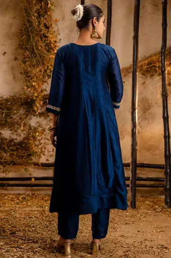 Floral embroidered silk round neck kurta trouser & dupatta set