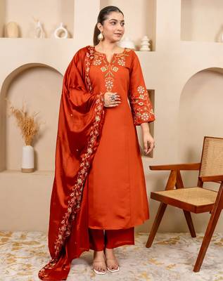 Floral embroidered silk round neck kurta trouser & dupatta set 2