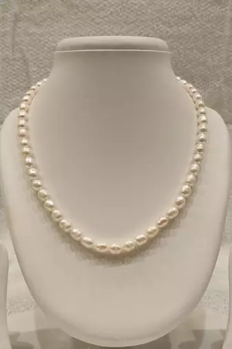 Real & Natural Single Line Pearl Necklace Set made with fresh water pearls Jewellery