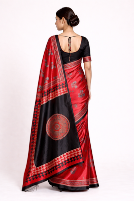 Red printed satin saree with blouse piece 3