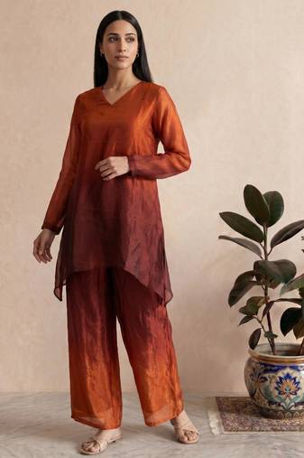 Rust fendi silk tie and dye short kurta with pant