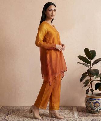 Mustard fendi silk tie and dye short kurta with pant 5