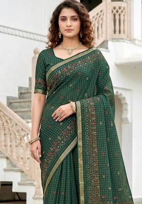 green woven cotton saree with blouse 2