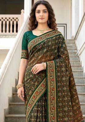 green woven cotton saree with blouse 2