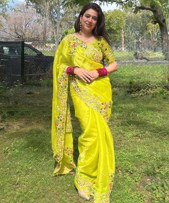 Women Lime Yellow Floral Embroidered Designer Saree 1