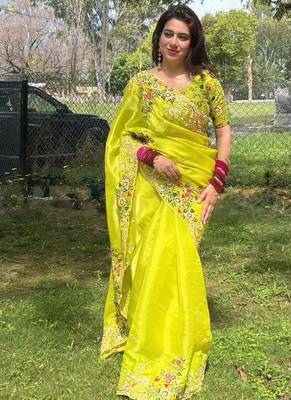 Women Lime Yellow Floral Embroidered Designer Saree 4