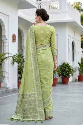 green woven cotton saree with blouse 4