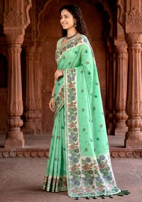 green woven cotton saree with blouse 3
