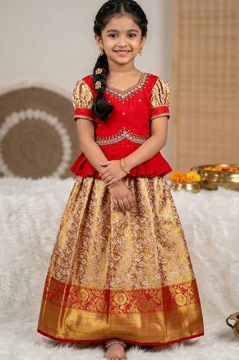 New trendy lehenga choli set for girls