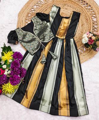 New kids trendy jet black traditional langa voni lehenga set with zari koti jacket 4