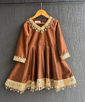 Metallic brown mirror embroidered silk dhoti kurta set 4