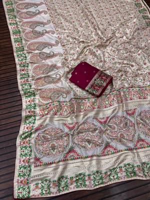 white-maroon siroski diamonds twins figure with rich pallu pasmina silk saree 2