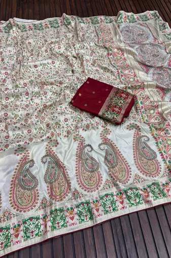 white-maroon siroski diamonds twins figure with rich pallu pasmina silk saree