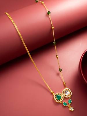 gold plated green stone kundan necklace 5
