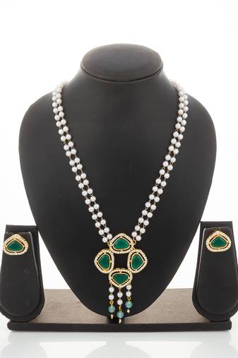 gold plated green stone pearl necklace set
