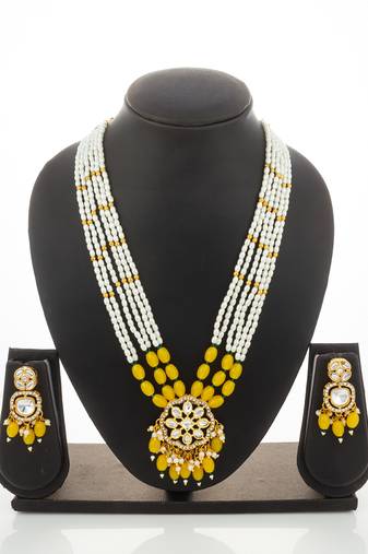 yellow beaded kundan necklace set