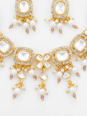 gold plated kundan choker set 4