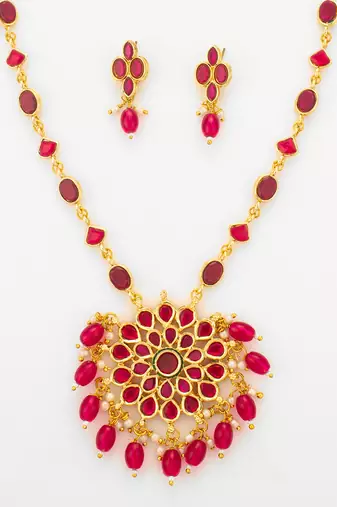 gold plated ruby pendant necklace set