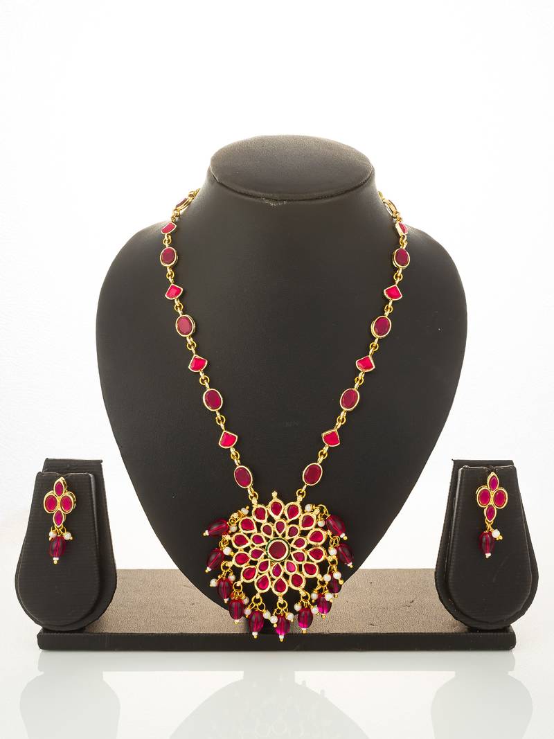 gold plated ruby pendant necklace set