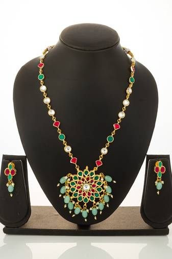 gold plated kundan stone necklace set