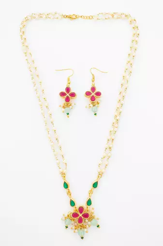 gold plated pearl chain necklace
