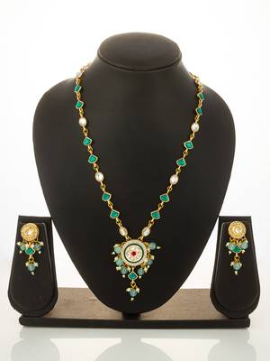 gold plated green stone necklace 1