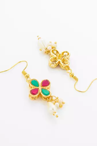 double strand pearl necklace