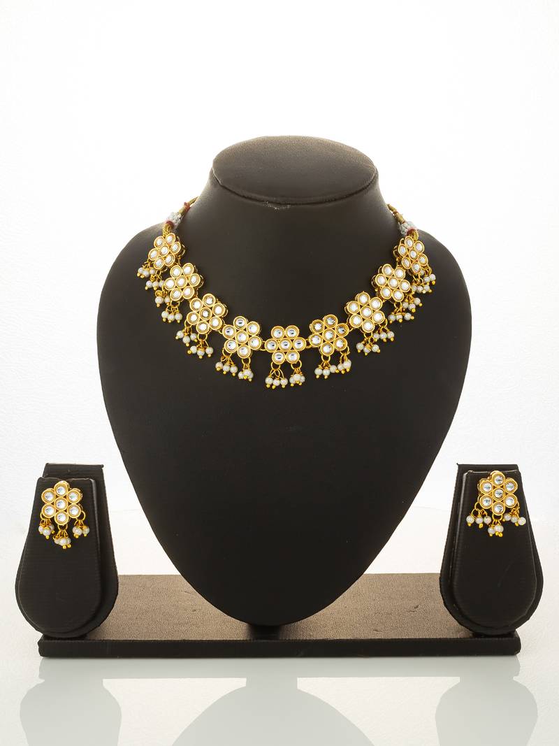 traditional kundan choker set