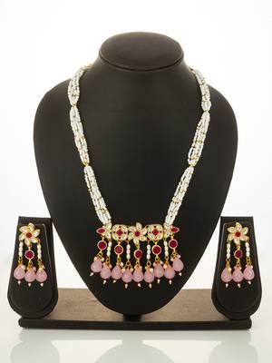 gold plated pearl pendant necklace 5