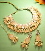 party wear peach kundan choker necklace set with pearls and maang tikka