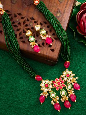 green beaded kundan necklace set 1