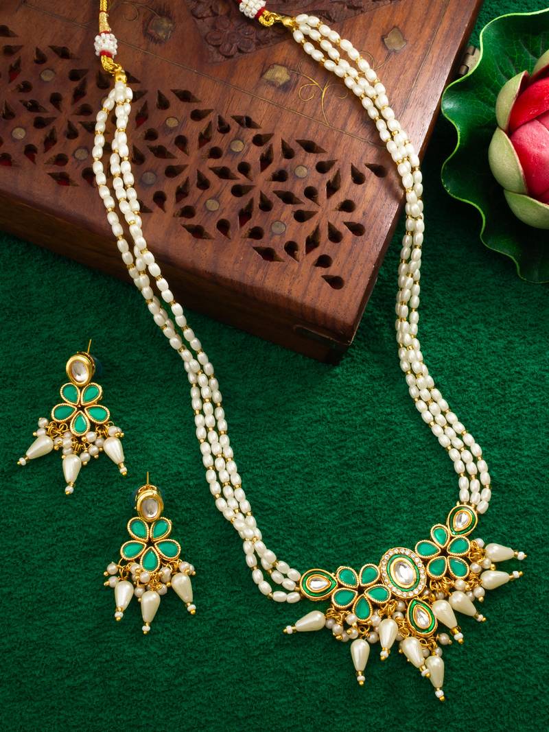 gold plated green kundan necklace set