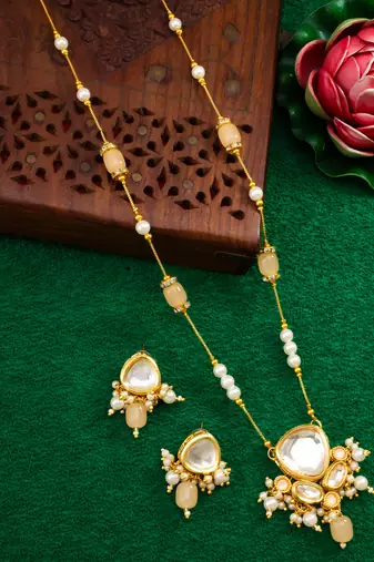 peach kundan necklace set