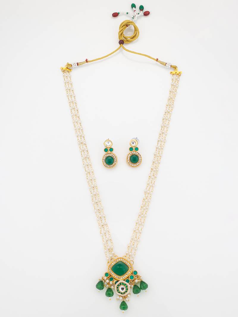 green white traditional necklace set