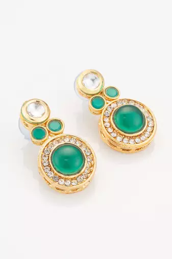 green white traditional necklace set