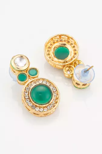 green white traditional necklace set