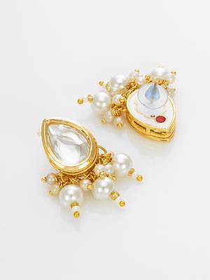 gold plated white kundan bridal set 3