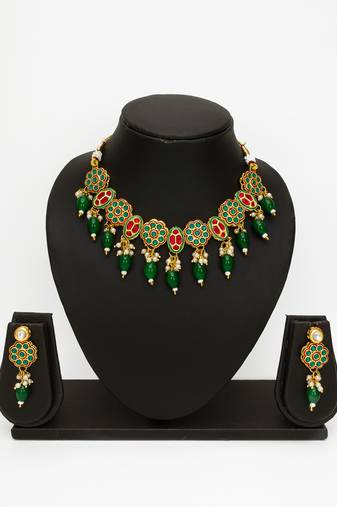gold plated red white kundan set