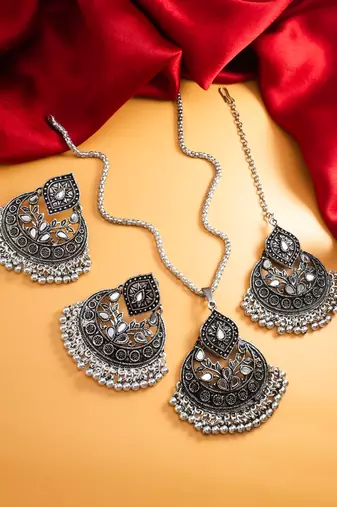 oxidized silver diamond-top chandbali mirror work pendant necklace set with earrings and maang tikka