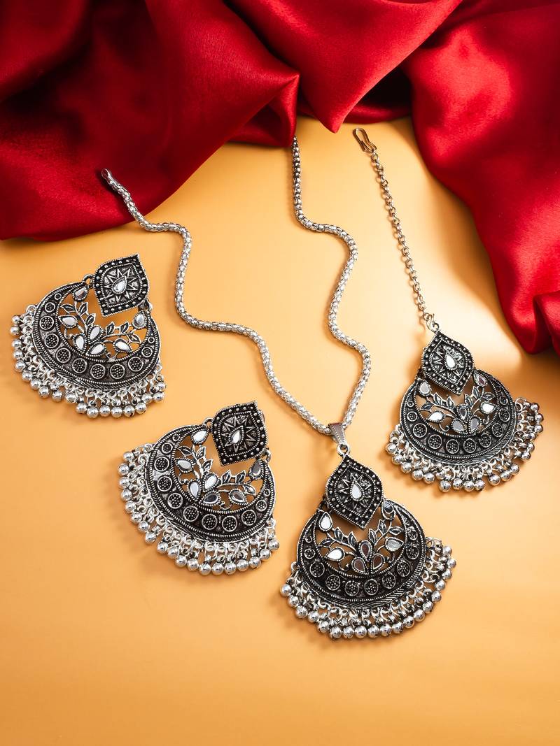 oxidized silver diamond-top chandbali mirror work pendant necklace set with earrings and maang tikka