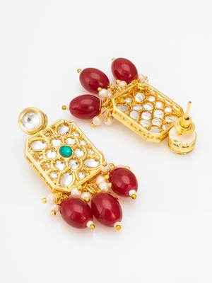kundan choker-style necklace set with crystal beads earrings and pearl accents 4