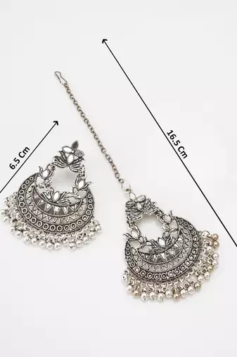 oxidized silver chandbali mirror work pendant necklace set with earrings and maang tikka